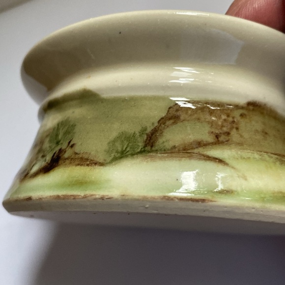 Vintage hand thrown pottery serving bowl. Perfect size for dips or snacks. . - Picture 7 of 9